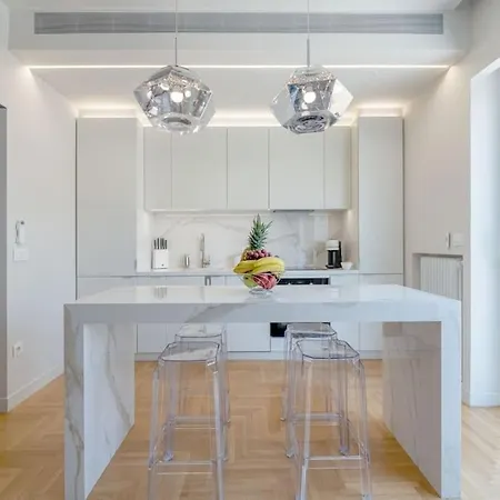 The Hostmaster Le Privilege Elegance Flat אתונה